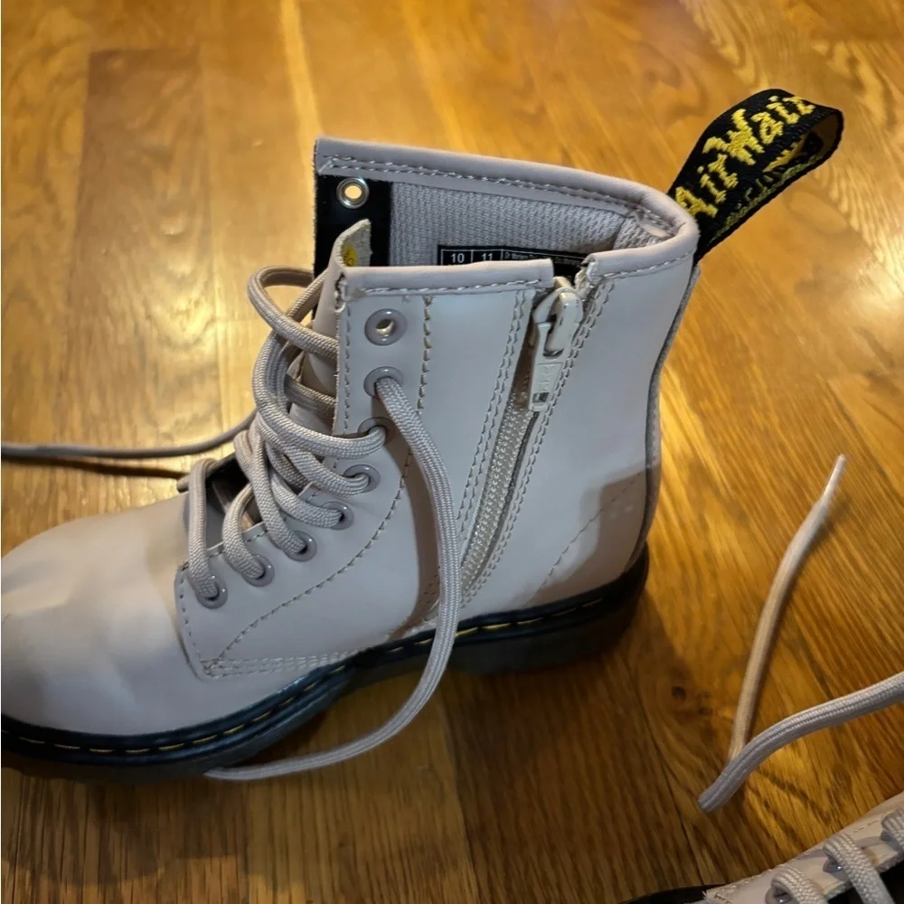 Dr. Martin AirWair lace up boots girls size 11